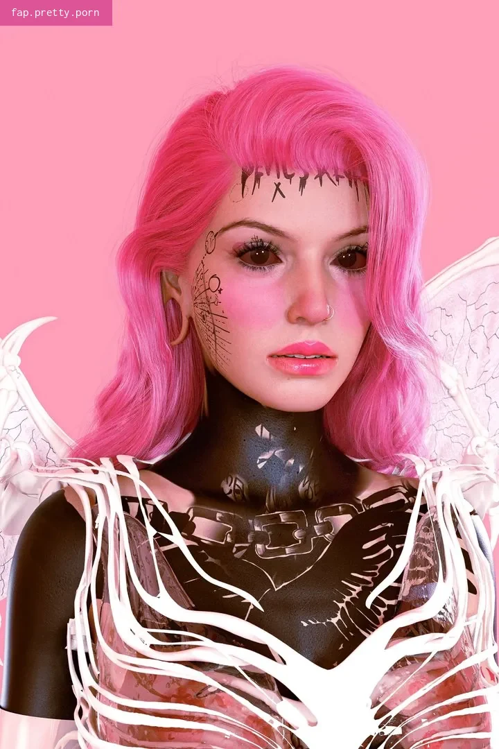 Mari Zombie - Photo #01