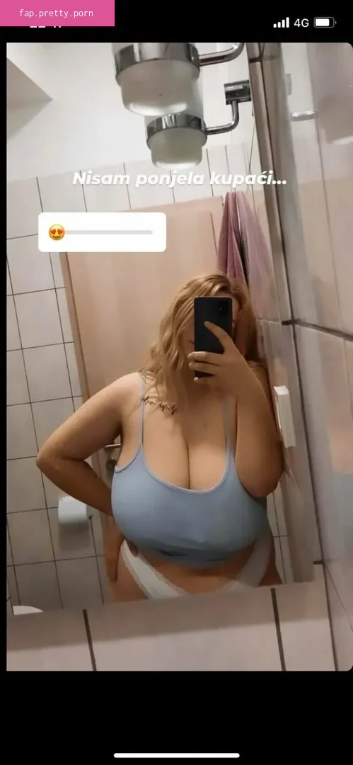 Mihaela Zeli - Photo #15