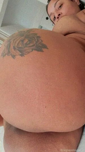 negrapomposa_28