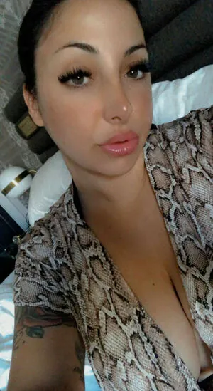 nadianaughty1
