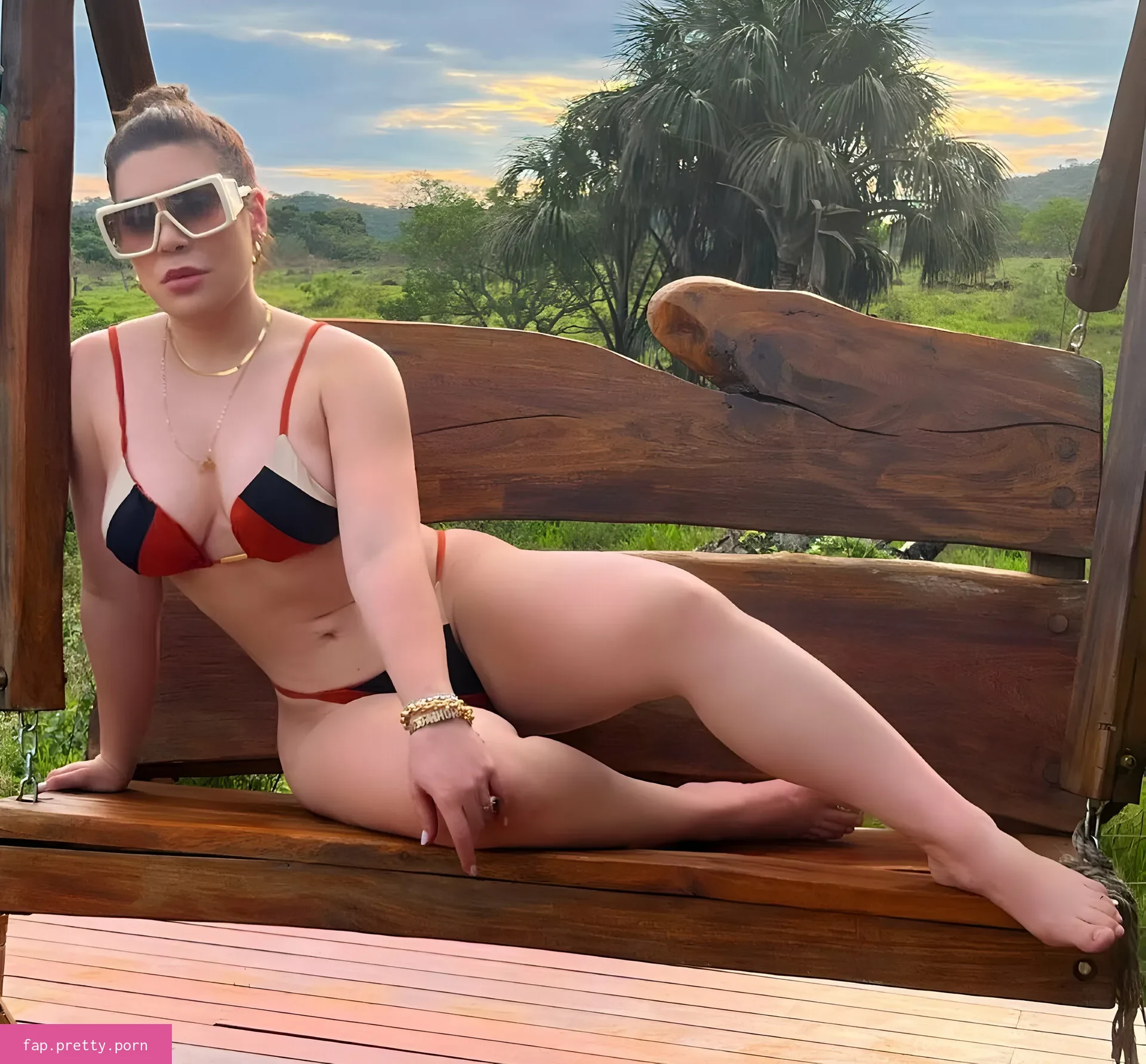 Naiara Azevedo - Photo #24