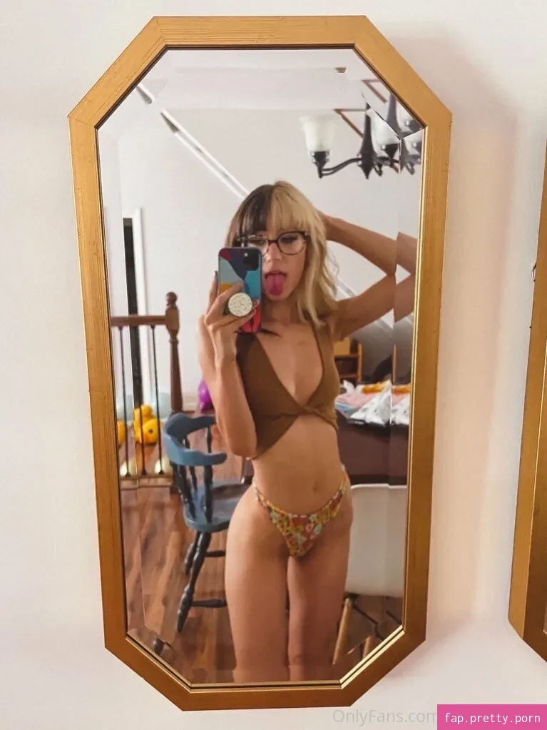 nakedella - Photo #41