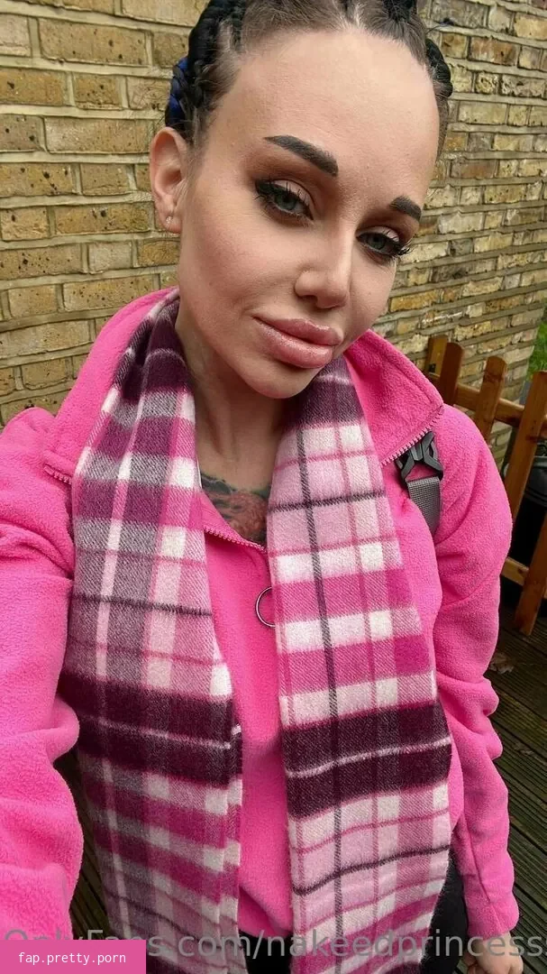 nakeedprincesss - Photo #77