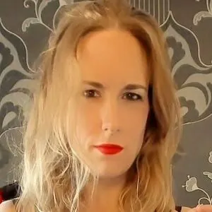 naomicuph