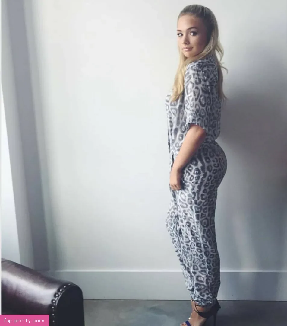 Natalie Alyn Lind - Photo #43