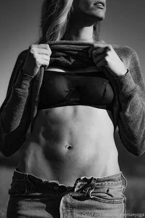 Nataliemaeyoga