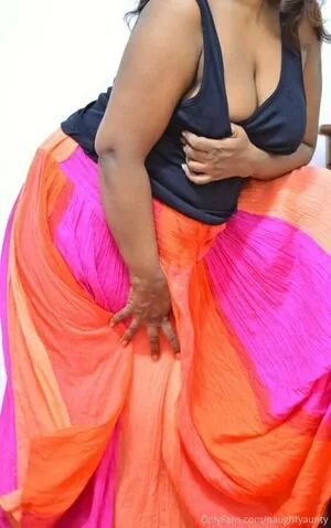 naughtyaunty
