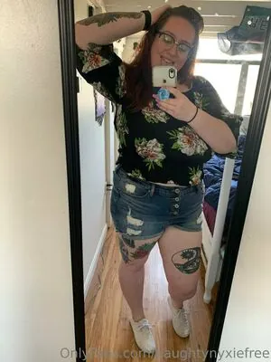 naughtynyxiefree