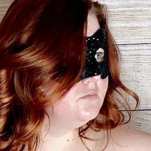 naughtyredmilf
