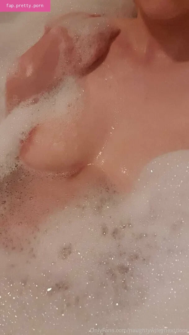 naughtywifeynextdoor - Photo #14