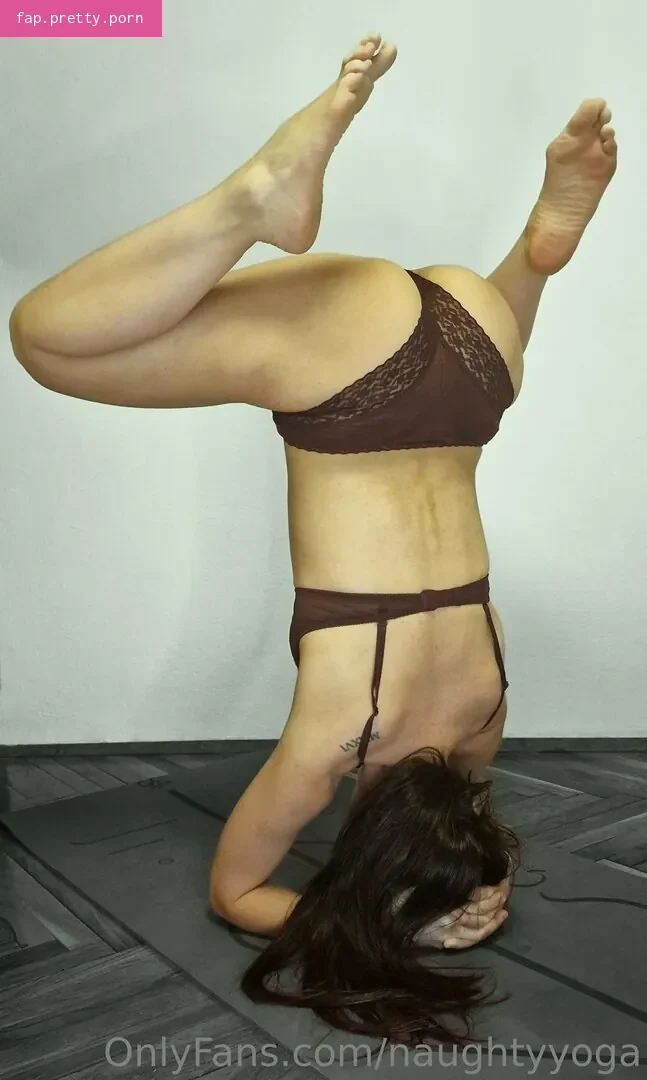 naughtyyoga - Photo #03