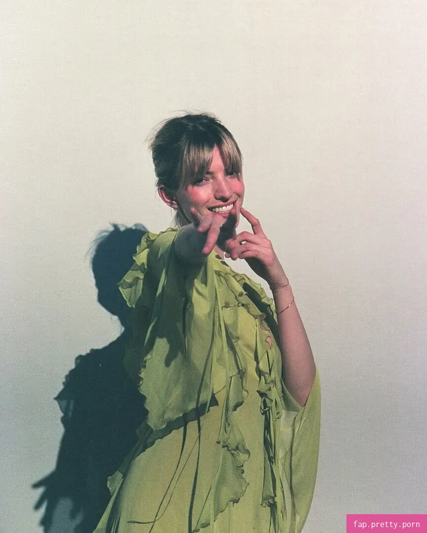 Niamh Adkins - Photo #93
