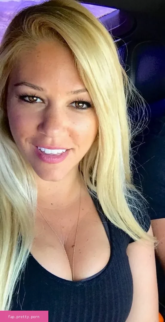 Nicolle A - Photo #69