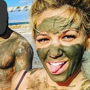 Nicolle A