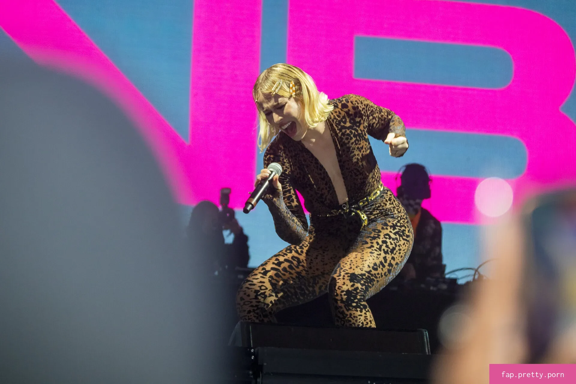 Natasha Bedingfield - Photo #59