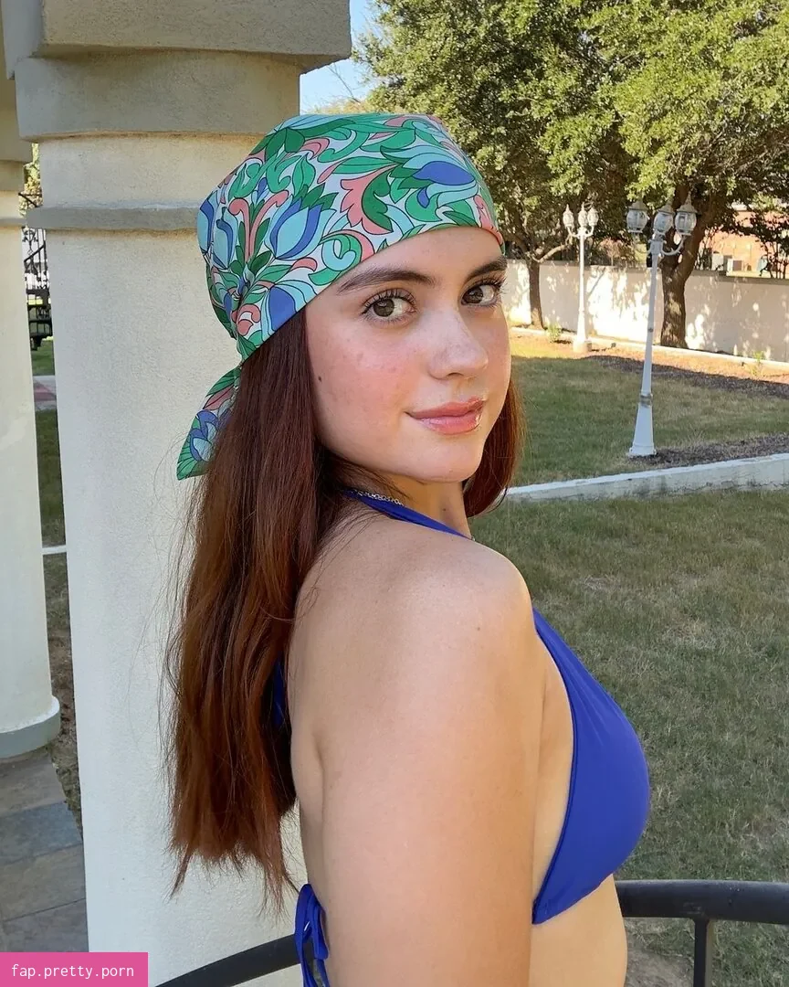 Nelly Becmac - Photo #09