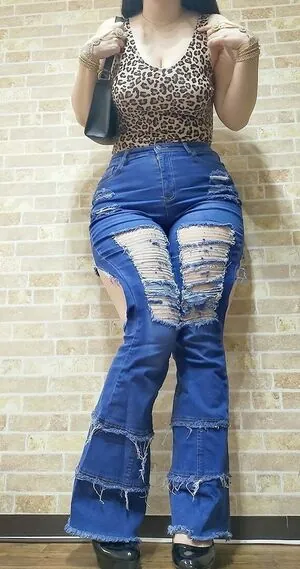 nene_booty