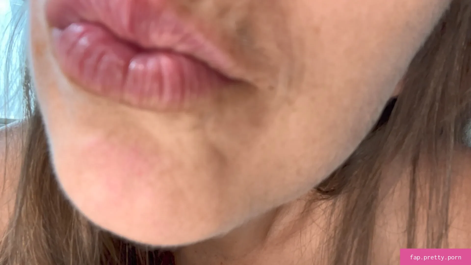 Nicolette Bloom - Photo #13