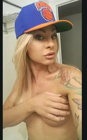 Noemi Blonde