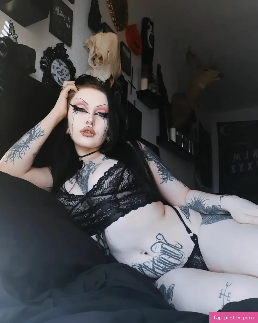 Nympho.bat - Photo #06