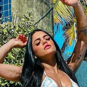 Nanda Costa