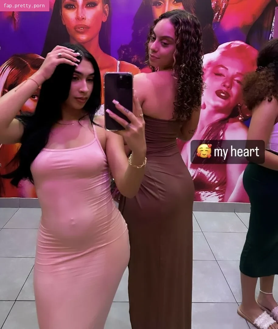 Neila Corona - Photo #07