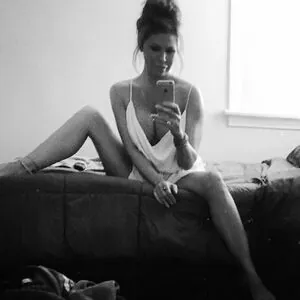 Nikki Cox
