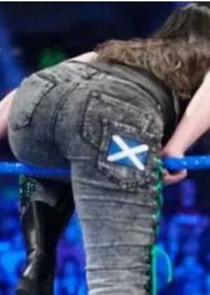Nikki Cross