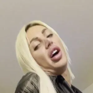 Nina Coxxx