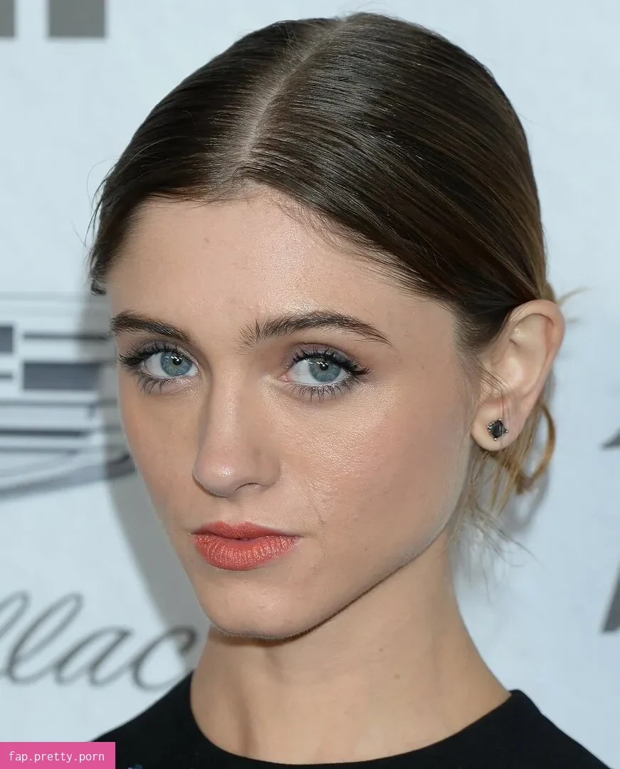 Natalia Dyer - Photo #35