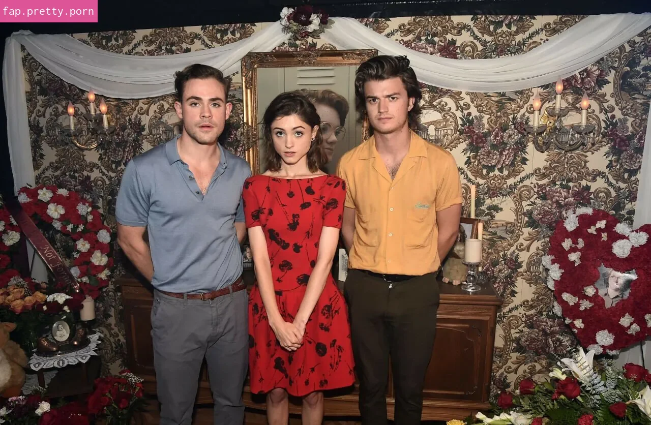 Natalia Dyer - Photo #63