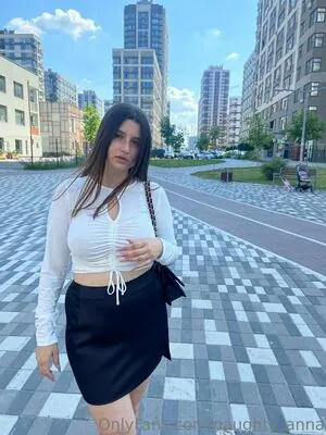 naughty_doll