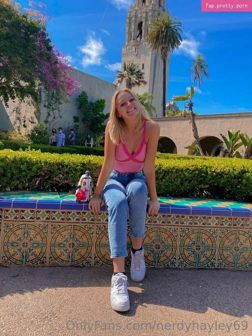 nerdyhayley69 - Photo #42