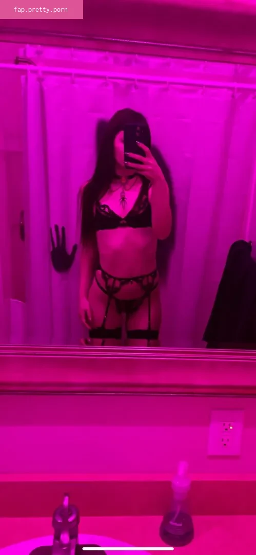 NeverSatisfiedXO - Photo #97