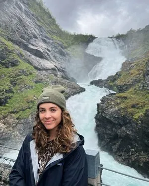 Natalie Gold content