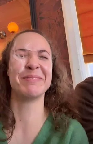 Natalie Gold content