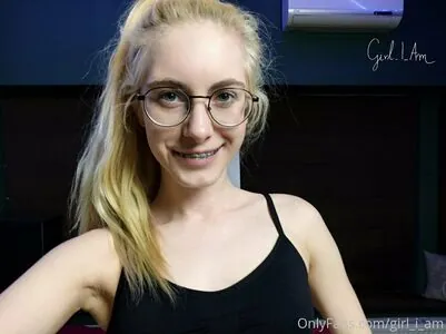 nikki_gia_vip