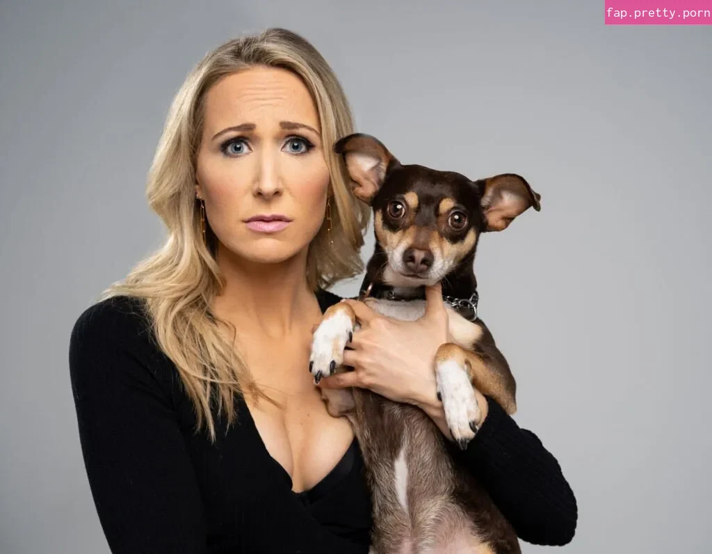 Nikki Glaser - Photo #28