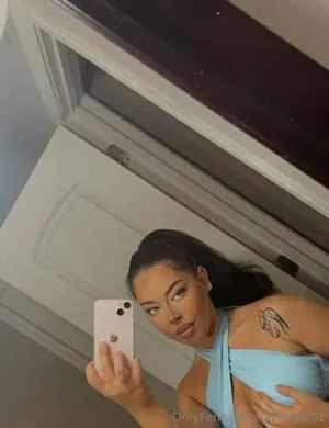 nicoleee01