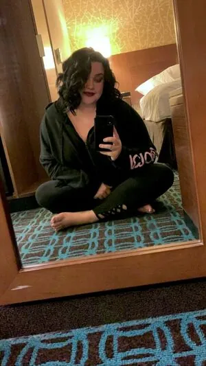nicolefoxx6free