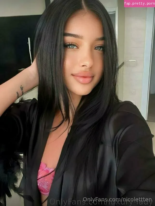 nicolettten - Photo #41