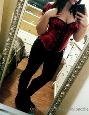 nightowlbaddie101