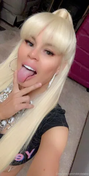 nikkidelano