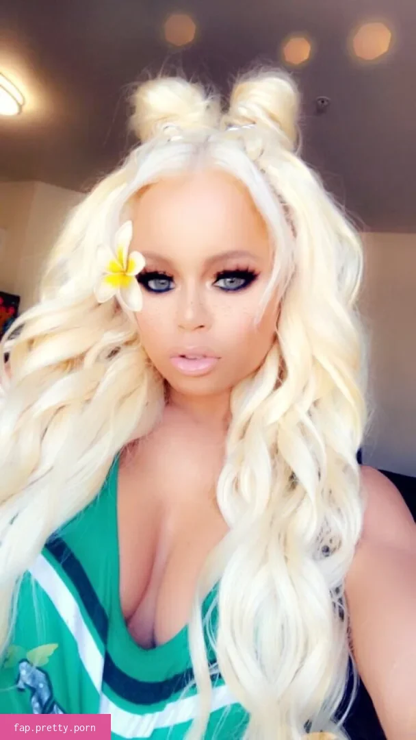nikkidelano - Photo #47