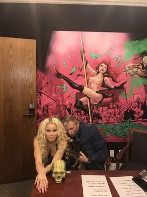 nikkidelano