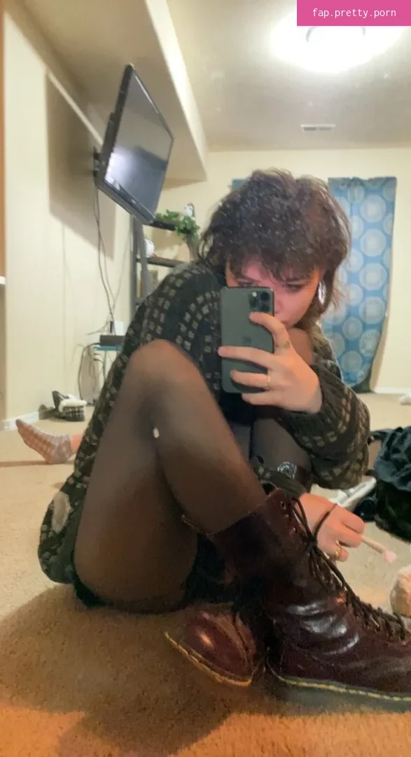 nikkiinatural - Photo #46