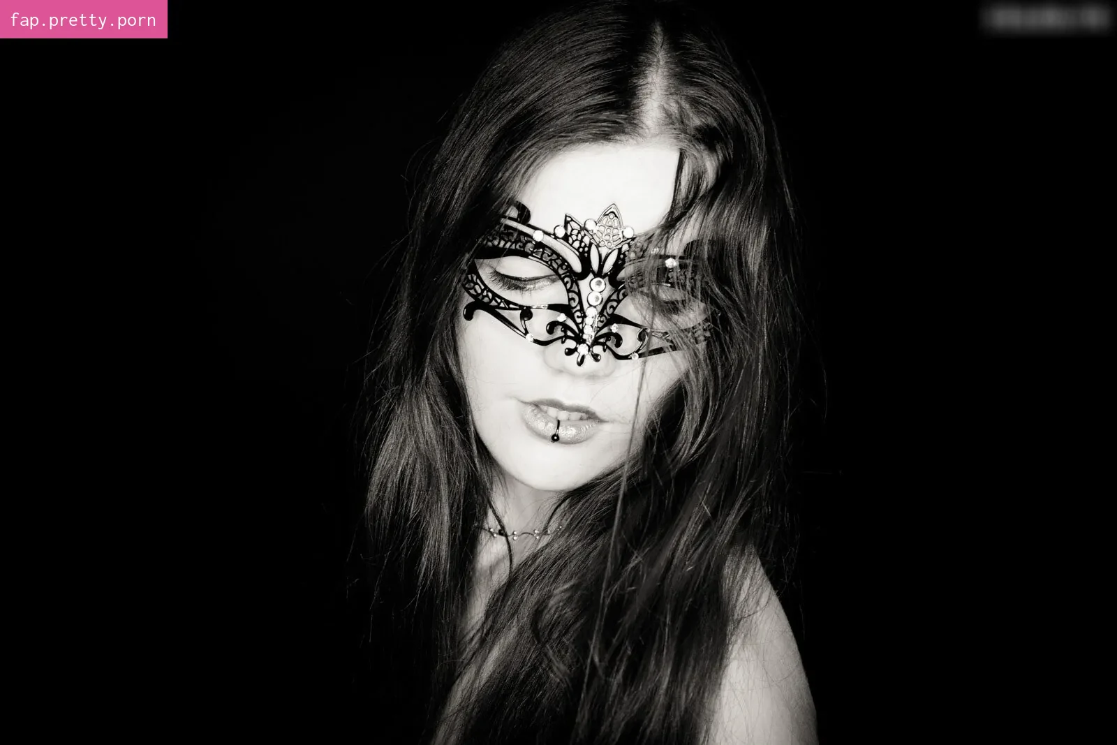 NineLives - Photo #35