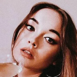 Naomy J