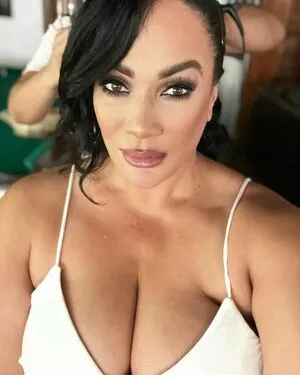 Nia Jax
