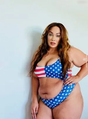 Nia Jax